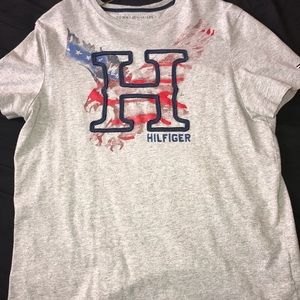 Tommy t-shirt